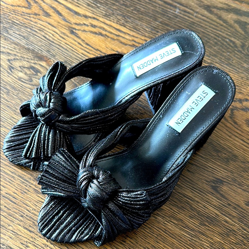 Steve Madden Black Heeled Mules with Knotted Bow NEW!